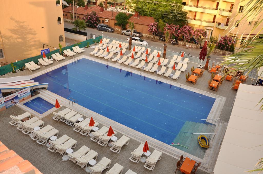 Club Dena Aparthotel Marmaris Exterior photo